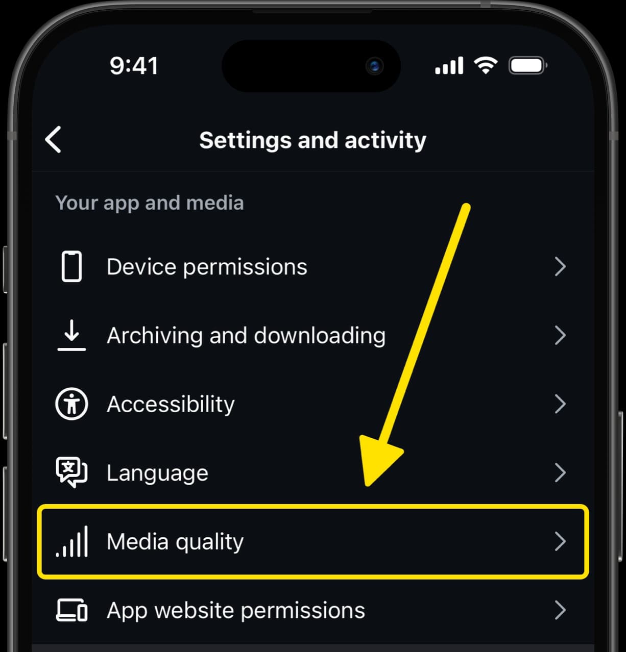 Settings and activity menu with arrow pointing to Media quality option.