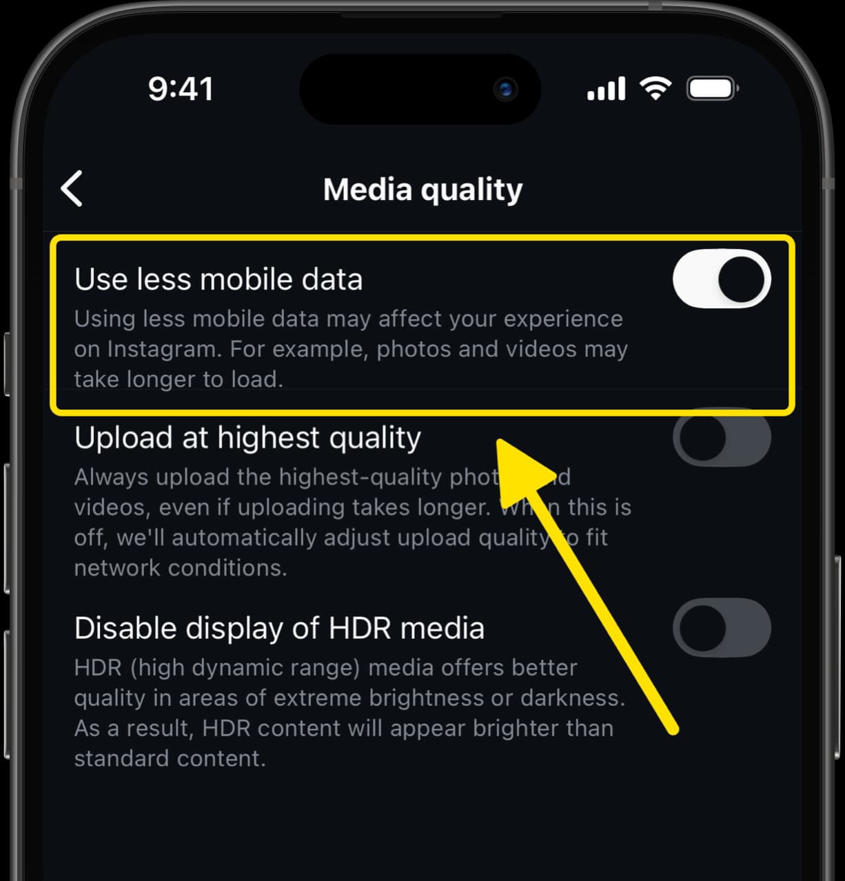 Media quality settings with arrow indicating the toggle for using less mobile data to increase loading times.